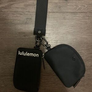 Lululemon wallet set